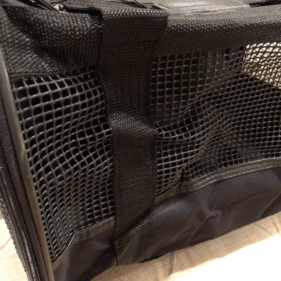 NEW! Colorpet Black Soft Sided Small Pet Animal Carrier Dog Cat - Picture 4 of 9